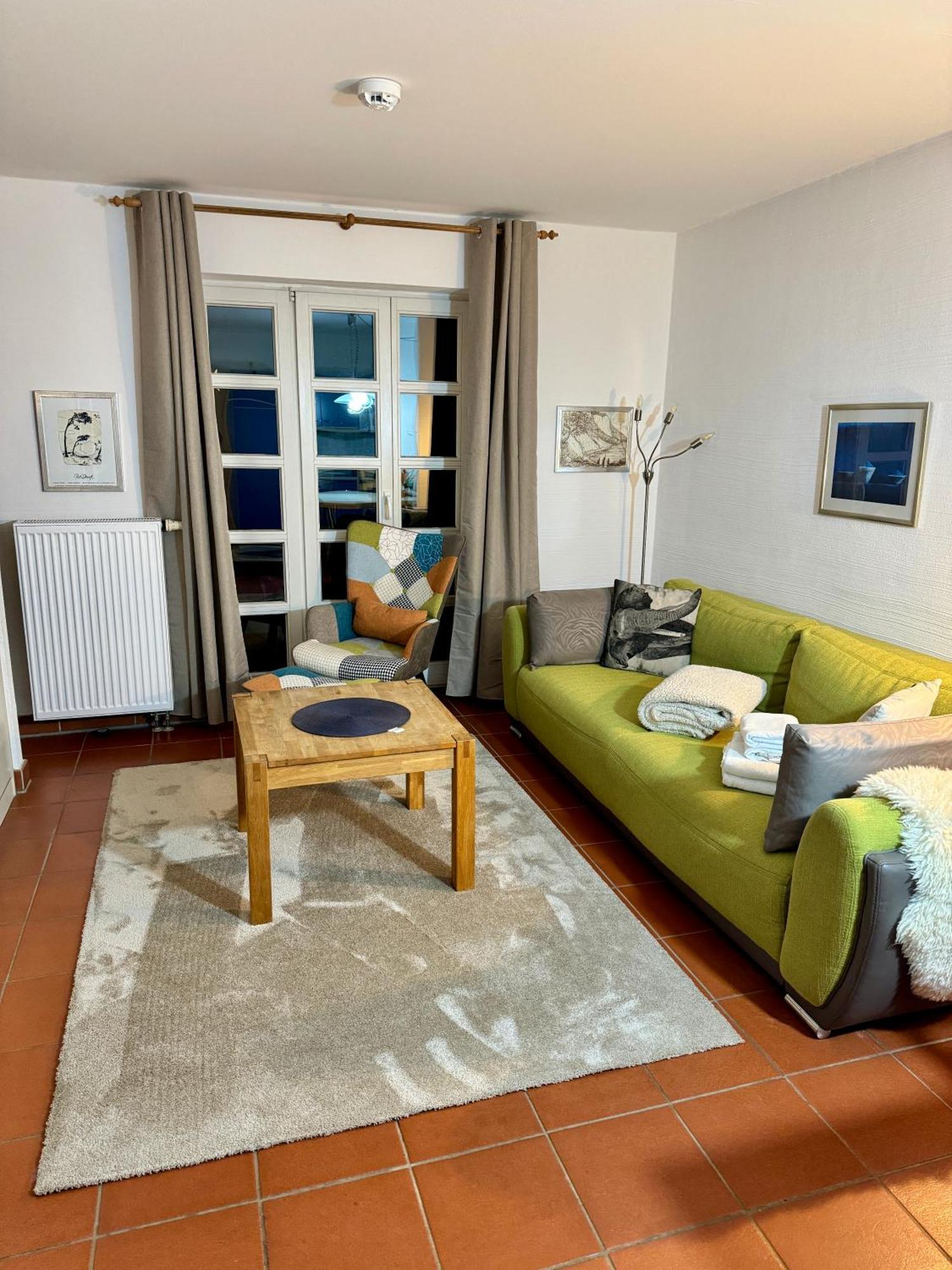 Moewenblick Bakenberg-41 Ferienwohnung Mit Terrasse, Doppelbett, Schlafsofa, Vollstaendige Komfortkueche Dranske Exterior photo